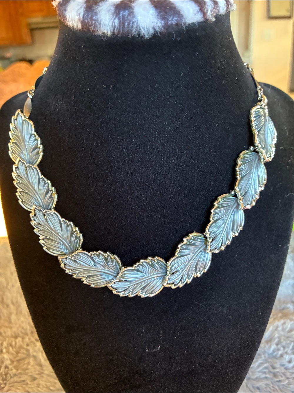 Elegant Leaf-Linked Necklace in Pale Blue and Gold